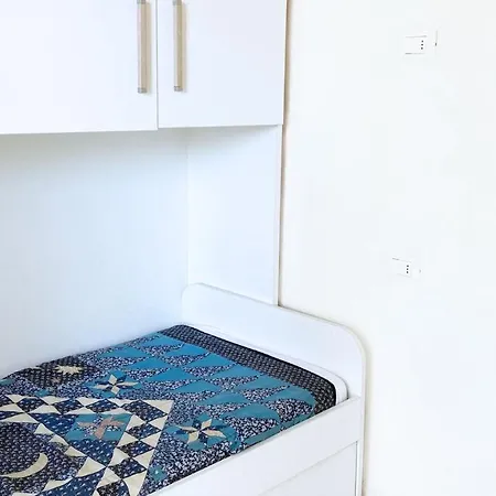 Casa Sprizze מרצ'יאנה מרינה